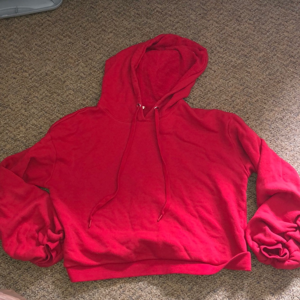 Red cropped sweatshirt